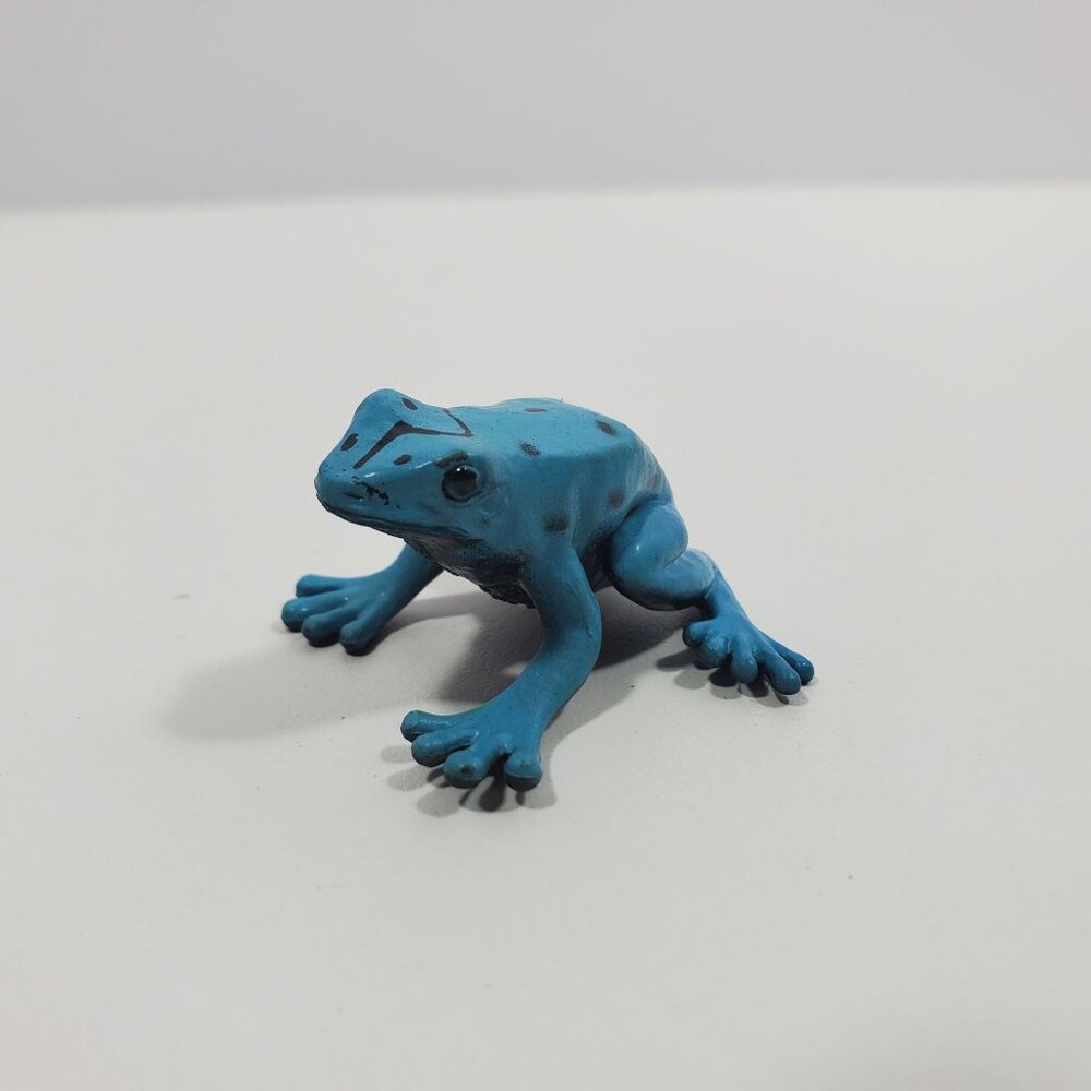 Safari Ltd Frogs And Lily Pad Mini Figures Lot 9 pc Colorful Plastic - Picture 3 of 16